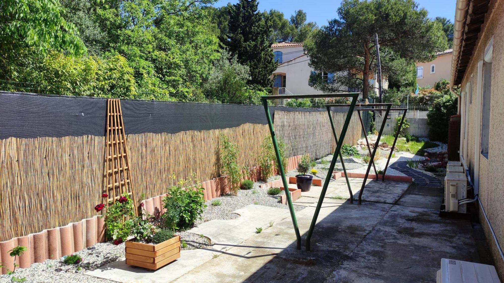 Le Jardin Des Rocailles - Villa 4 Chambres Climatisee Avec Piscine A Deux Pas D'Avignon Villeneuve-lès-Avignon Buitenkant foto